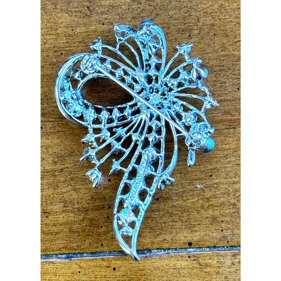 Vtg Nolan Miller Silver Faux Gray Pearls Bow Brooch Clear Rhinestones Wedding - Picture 5 of 5